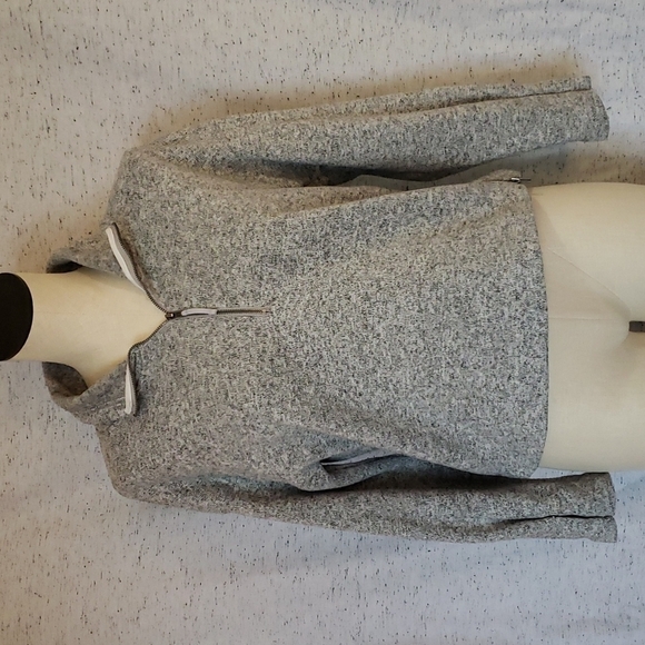 Fabletics Tops - Heathered Gray Pullover Sweatshirt